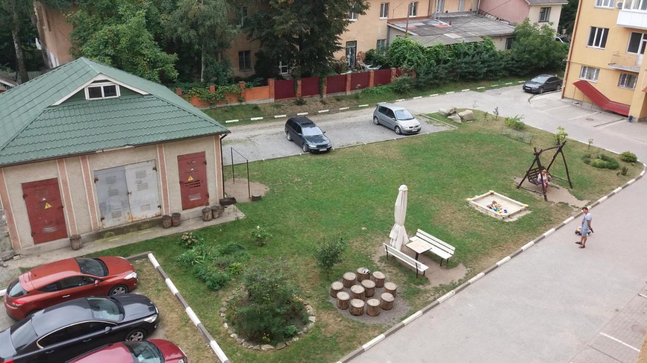 Apartmán 3-К Квартира Ivano-Frankivsk Exteriér fotografie